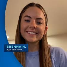 Kara Hardy's Instagram, Twitter & Facebook