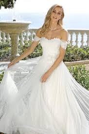 Check spelling or type a new query. Brautkleider Hochzeitskleider