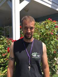 Elliot's Story (Volunteer)