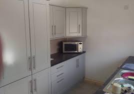 Should you paint or replace your kitchen cabinets esp painting. Painting Kitchen Cupboards With No Sanding Prep Overclockers Uk Forums