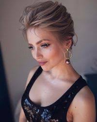 Penelope Lynn's Instagram, Twitter & Facebook