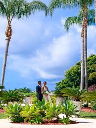 Organize everything from venues, flowers, food catering, cruises, hotels, and so much more. Weddings In Bermuda Bermuda Destination Wedding Rosewood