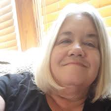 Hi, I am a newby in resin, and I guess this is not exactly resin-art. But I  used a bit of resin/epoxy in a hollow glass beat, made layers and added  "gold"