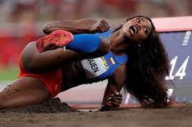 Caterine fue medalla de oro en los pasados juegos de río 2016 en la modalidad del salto triple y obviamente ha hecho méritos de sobra para levar la bandera colombiana en las justas. Zkokn6hoozpzkm
