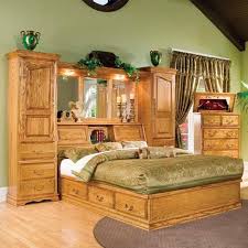 Nebraska furniture mart's selection also provides a range of comfort options like memory and gel foam. Queen Pier Wall Unit In Medium Oak Nebraska Furniture Mart Bedroom Wall Units Oak Bedroom Furniture Sets Bedroom Set