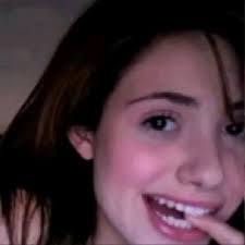 Offering drawing services for busy students