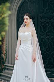 30+ mẫu Váy cưới đơn giản, sang trọng cho mùa cưới 2025 - Nicole Bridal