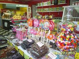 After falling in love with the area and recognizing its true potential, they set up shop operating their own traditional candy kitchen. Glades Homemade Candies Gatlinburg Restaurant Reviews Photos Phone Number Tripadvisor