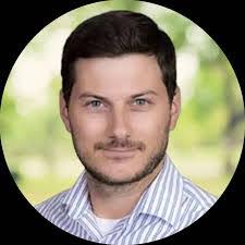 Shannon Kiley's Instagram, Twitter & Facebook