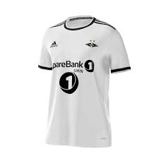 Vi reise oss på storestå når trollungan går på. Rosenborg Bk 2018 Heimtrikot