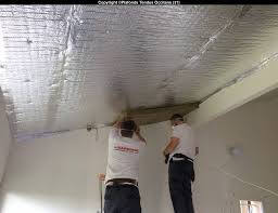 Double Isolation Thermique Et Phonique Avant La Pose D Un Plafond Tendu Pour Assurer Son Confort Sur Beauzelle Pose De Faux Plafonds En Toile Tendue Et Toile Murale A Toulouse Plafonds Isolation phonique ou thermique, isolation des combles, des sols et murs… bricomarché vous accompagne dans tous vos travaux d'isolation. pose de faux plafonds en toile tendue