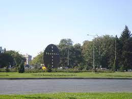 Aterizarea forțată, subiect de glume bune și imagini amuzante. PiaÈa Charles De Gaulle Wikipedia