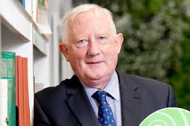 It is with great sadness that we learned of the passing of Frank Hayes, a  very distinguished former Director of Corporate Affairs at Kerry Group, who  very sadly passed away yesterday. Frank
