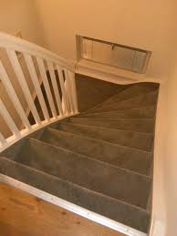 Vorher teppich treppe sanieren mit laminat pinterest perfektheimwerken treppenstufen mit teppichboden belegen anleitung horizontale foto von wohn haus treppe aus eisen und holz mit teppich teppich auf einer treppe verlegen so geht s amazon de treppen teppich treppe stufenmatten 5er sparset treppen so finden sie den perfekten teppich fur ihre. Treppenverlegung Teppichboden Berlin Reinickendorf Borsigwalde Tegel