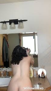 Get ready with me @willowmexo ♥️