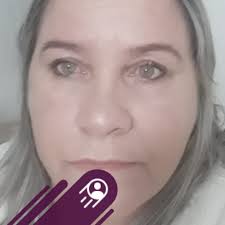 FRICASSÉ DE FRANGO SUPER SIMPLES E RÁPIDO Ingredientes: 2 peitos de frango  cozido e desfiado 2 tomates picados 1 lata de milho de verde 1 caixinha de  creme de leite 1 copo