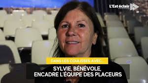 Destruction d'un nid de frelons asiatiques à plus de 15 m de haut :  Actualités