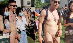 naked men in public Archives - Spycamfromguys, hidden cams spying on men