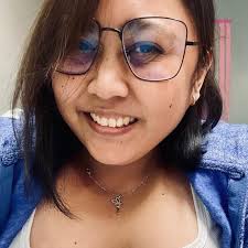 Pinoy Big Brother Celebrity Collab Edition" ex-housemates shared some snaps  after a mini reunion outside the yellow house. Kapamilya artists Kira,  Ralph, and AC, along with Kapuso artists Ashley, Charlie, and Josh,