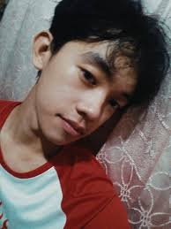 Can anyone do anything with this pic. The is the best account in FB❤️