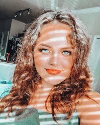 Madeline Frye's Instagram, Twitter & Facebook