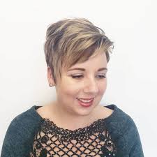 Women with round faces can also wear the pixie. 28 Flattering Short Hairstyles For Round Face Shapes In 2021