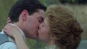 In the season 3 finale, anne and gilbert finally get together after an entire season of miscommunication. Gazebo Tv Anne Of Avonlea Anne And Gilbert Kiss Youtube