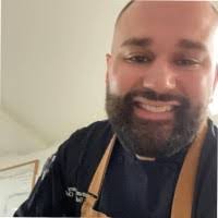 Jonathan Smiley's Instagram, Twitter & Facebook