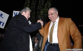 Avand in vedere ca vorbim de coruptie, la usa cabinetului parlamentar al lui marinescu ar trebui sa fie mereu coada. Corneliu Vadim Tudor Comemorare Senator Semnal Unii Sunt Azi MiniÈ™tri Dcnews