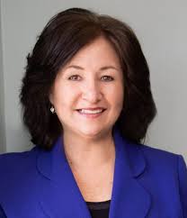 Diane Elia's Instagram, Twitter & Facebook