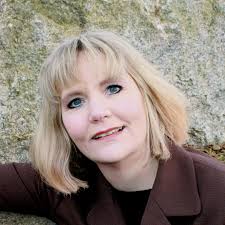 Ann Roach's Instagram, Twitter & Facebook