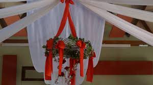 Parure mariage parme et blanc en perles alice, collier de dos parme. Decoration De Mariage Glamour En Rouge Blanc Et Argent Youtube