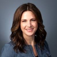 Lisa Damico's Instagram, Twitter & Facebook