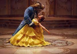 Recensisci per primo orecchini la bella e la bestia annulla risposta. La Bella E La Bestia Tutto Quello Che C E Da Sapere Sulla Favola E Sul Film Disney Famiglia Cristiana