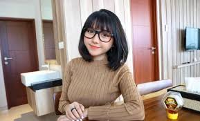Sarah viloid merupakan youtuber yang aktif dalam bermain game, tidak hanya di youtube sarah juga sering eksis di tiktok hingga ada sarah viloid viral tiktok. Netizen Indonesia Menyerang Youtuber Yang Katanya Menghina Btr Ryzen Spin