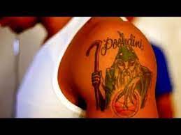 The bull point guard derrick rose has tattoos on his hand and shoulder. Derek Rose Tattoo Rose Tattoo Tattoos Derrick Rose