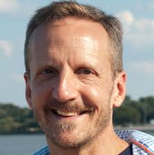 Midsommer Flight presents HAMLET, timely political tale