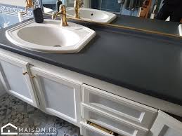 Peinture pour un plan de travail en bois deux solutions esthétiques s'offrent à vous pour peindre votre plan de travail en bois, qu'il soit en mélaminé, stratifié, brut verni, etc.) : Test Resinence Renovation Plan De Travail Avec Peinture Resine