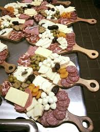 Where To Have Aperitivo In Venice Repas Traiteur Recettes De Cuisine Plateaux Alimentaires