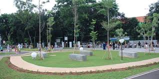 Lihat ide lainnya tentang gambar hutan, sketsa, gambar. Taman Kota Di Jakarta Antara Harapan Warga Dan Tantangan Halaman All Kompas Com