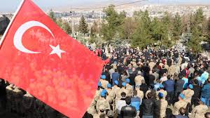 Terör örgütü pkk tarafından alıkonularak şehit edilen 13 türk vatandaşından jandarma er süleyman sungur, süleyman malatya adli tıp kurumundaki işlemleri tamamlanan şehit sungur'un (27) türk bayrağına sarılı cenazesi, helikopterle siirt 3. Turkiye Gara Sehitlerini Ugurladi Son Dakika Haberleri