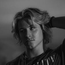 Luke Krause's Instagram, Twitter & Facebook