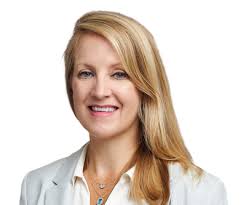 Senior hire Carey Olsen's dispute resolution team in Bermuda