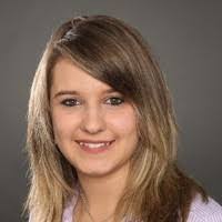 Laura Fleckenstein's Instagram, Twitter & Facebook