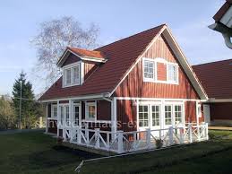 Unsere schwedenhäuser werden alle aus hochwertigen materialien gefertigt und sind von außerordentlich hoher qualität. Doppelhaus Malmo 114 Das Schwedenhaus