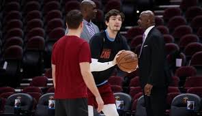 Yeni ilişkisi ile gündeme gelen basketbolcunun hakkında. Cedi Osman Kimdir Kac Yasindadir Nerelidir Cedi Osman Aslen Nerelidir