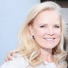 Suzanne Todd's Instagram, Twitter & Facebook