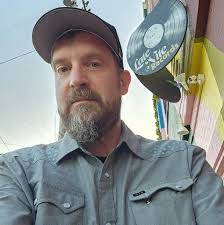 Roxanne Greenway's Instagram, Twitter & Facebook