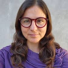 Edith Robles (@EdithRobles14)