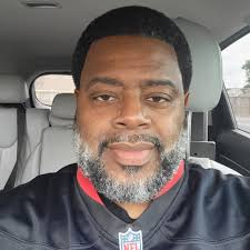 How do fans feel about Kenyon Green's return?